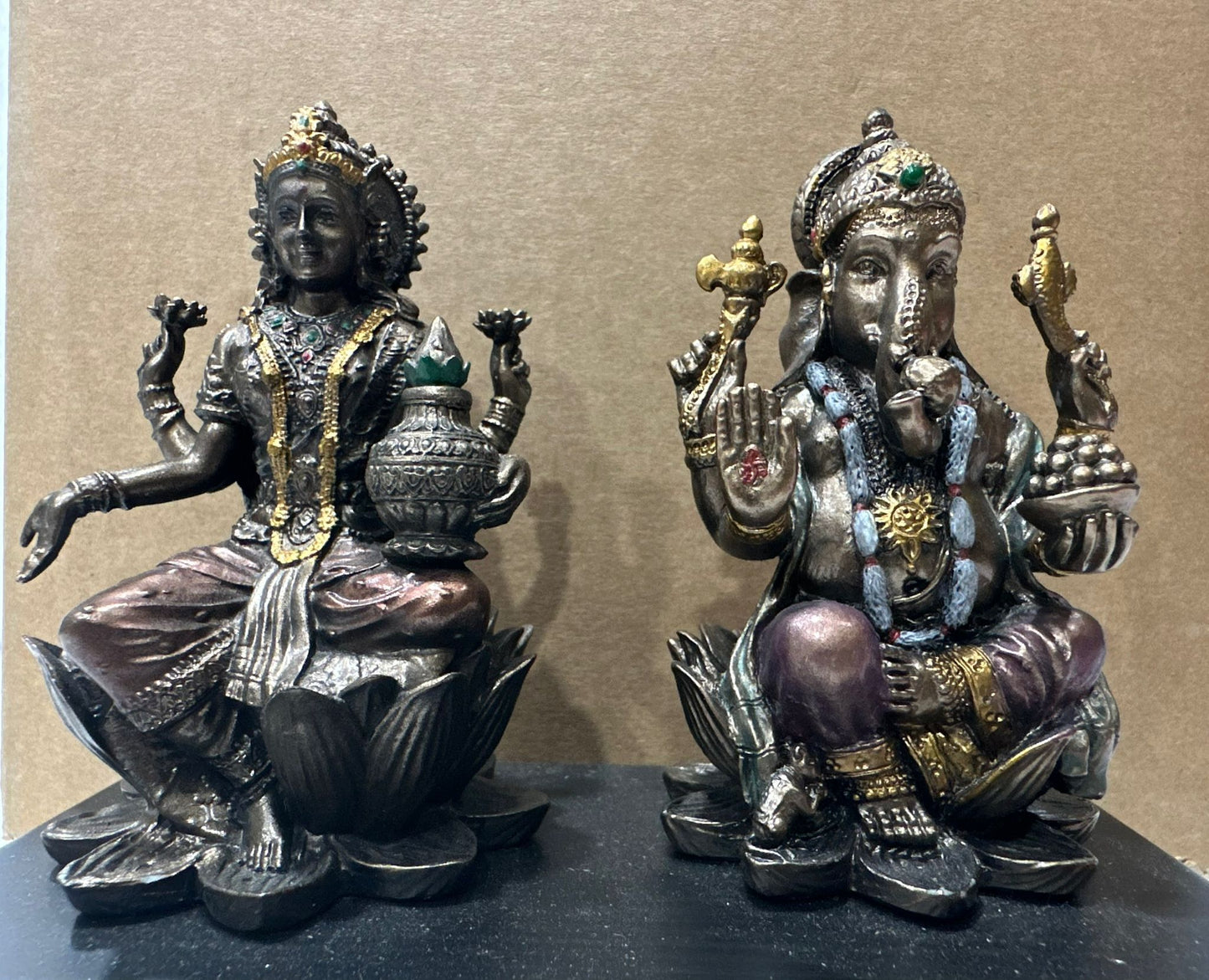 Laxmi Ganesha - Devotional