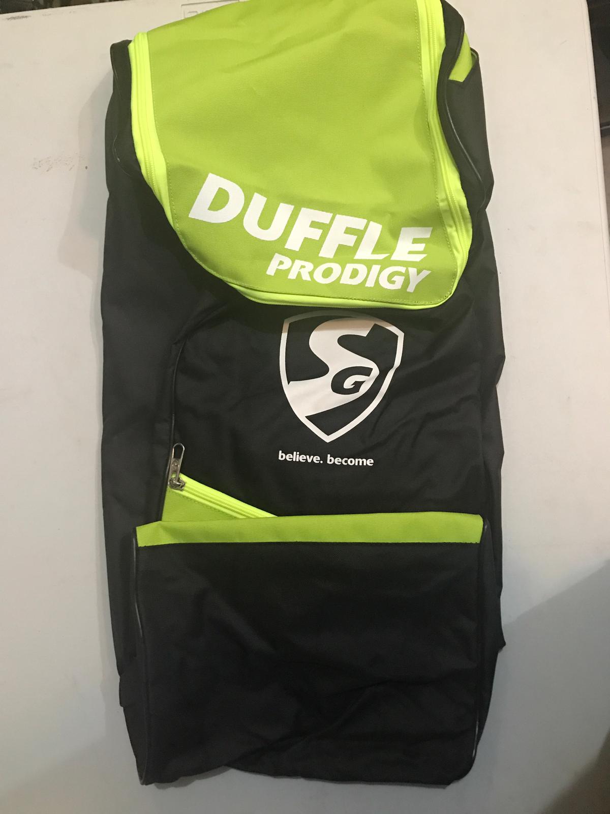 SG Duffle Prodigy Shoulder Kit Bag