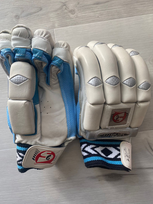 SG Supalite Left Handed Batting Gloves